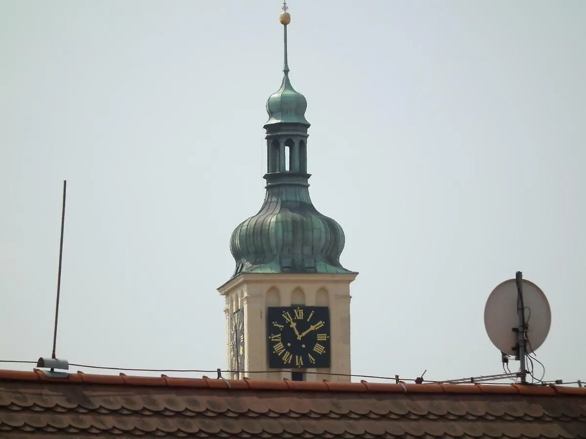 Old Town Spacious Apartment Praga