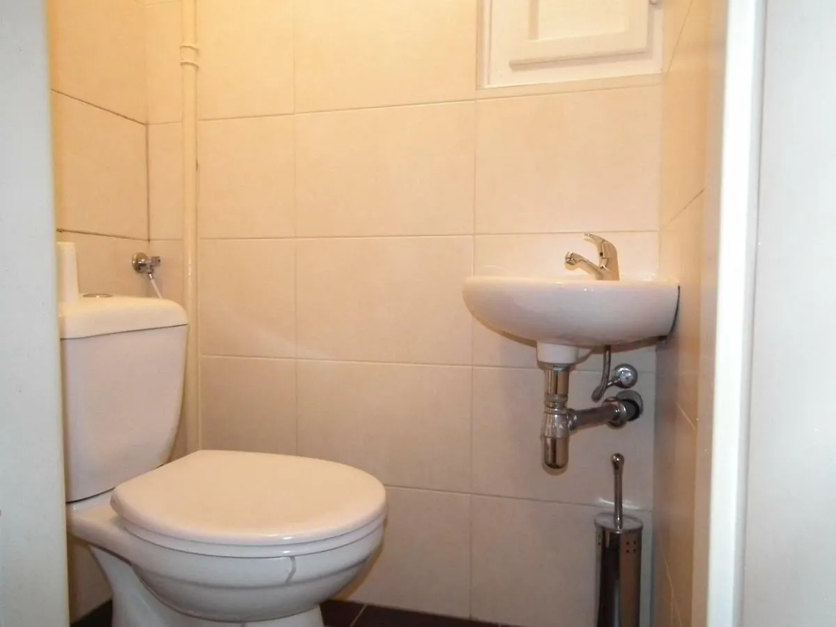 Old Town Spacious Apartment Praga